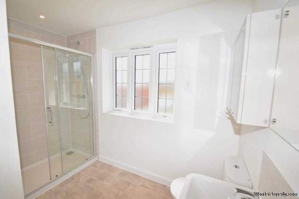 3 bedroom property to rent in Watlington - Photo 1