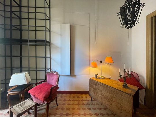 Apartamento muy representativo en planta noble 3 dormitorios, zona Plaza Mayor, Palma. - Photo 1