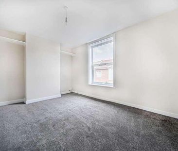 Stanley Road, Portsmouth, PO2 - Photo 4