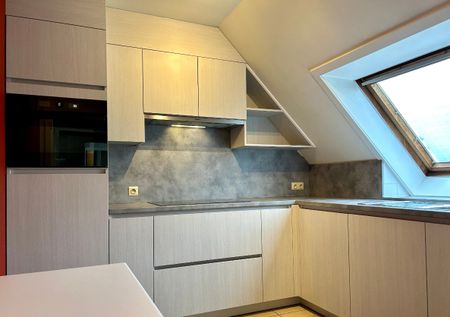 Gezellig Duplexappartement met garagebox in centrum Zulte - Foto 3