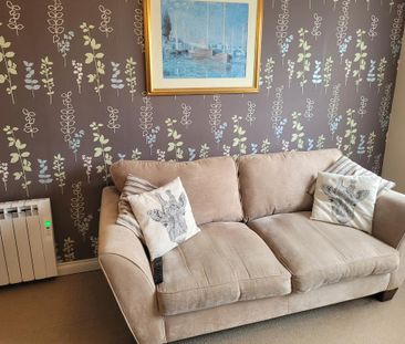 2 bedroom flat to rent - Photo 4