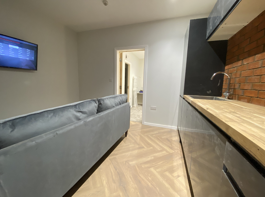 1 bedroom flat to rent - Photo 1