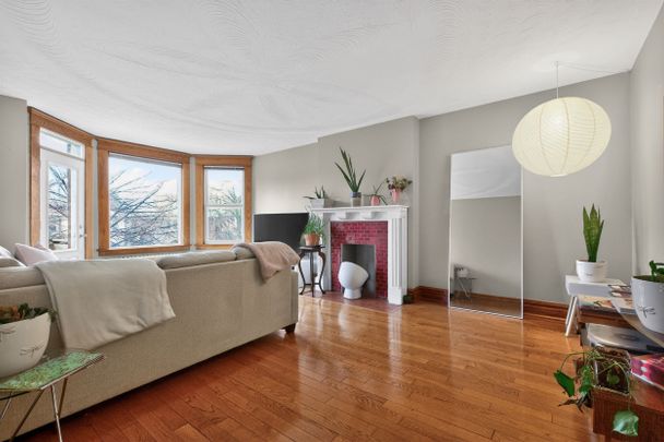 For Lease - 416 Palmerston Boulevard Unit# 2nd Floor, Toronto, Ontario - Photo 1