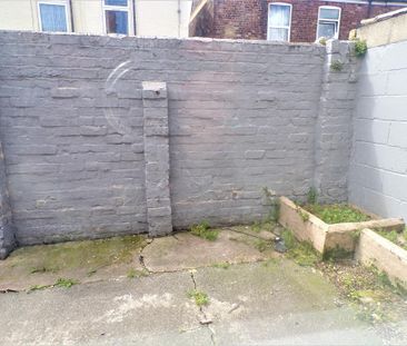 3 Bedroom Terraced House To Rent - Photo 3