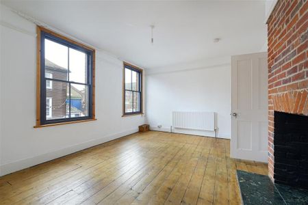 3 bedroom apartment to rent - Photo 5