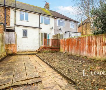 3 bedroom house to rent Queens Crescent, Eastbourne, BN23 - Photo 2