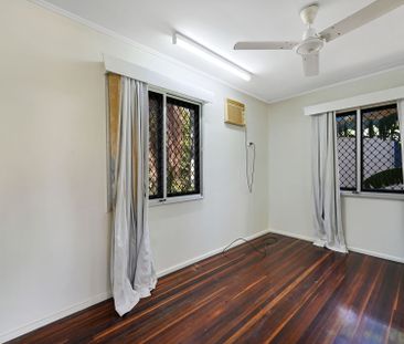Relax in Your New Rental with a Spacious Backyard in Aitkenvale! - Photo 5