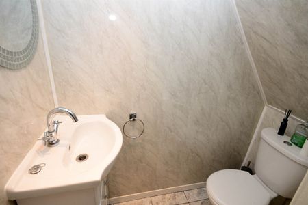 3 bed house to rent in South Frederick Street, South Shields, NE33 - Photo 3