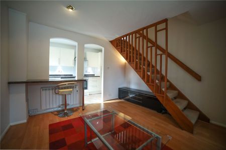 Broad Hinton, Twyford, Reading, RG10 - Photo 4