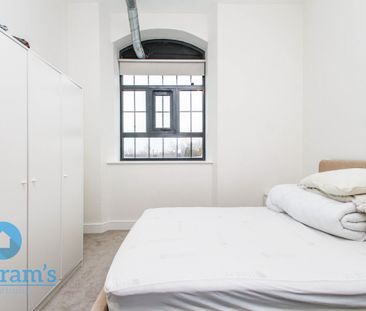1 bed Apartment for Rent - Photo 6