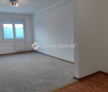 Kiadó újszerű állapotú panel lakás - Székesfehérvár - Photo 3