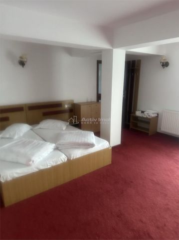 Vila P E M , Moieciu de Jos - Bran ( / /Variante ) - Fotografie 3