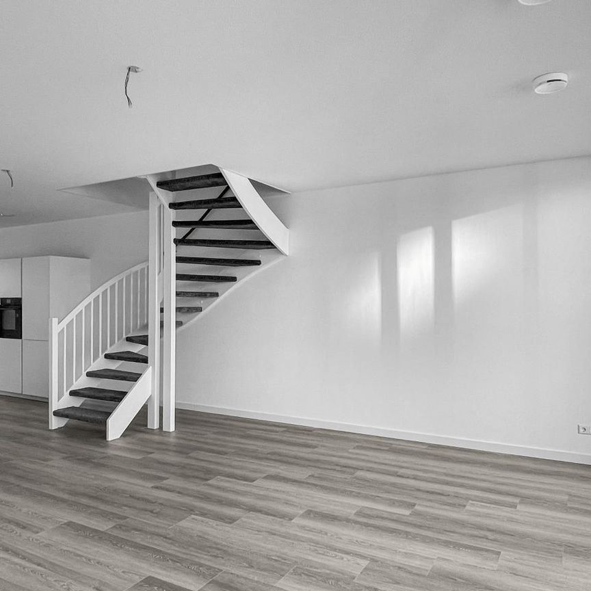 Wimpelplantsoen, 1319ED, Almere - Photo 1