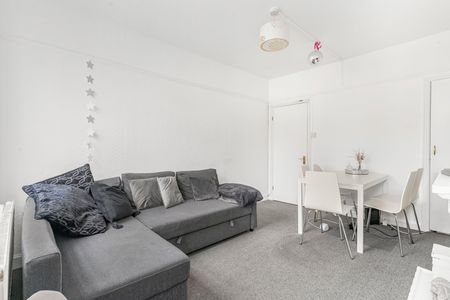 Kennington Lane, London, SE11 5QT - Photo 2