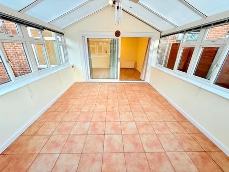 3 bedroom house to rent - Photo 3