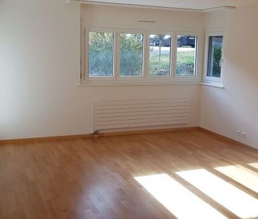 Bel appartement de 4 pièces rénové dans quartier familial. - Photo 3