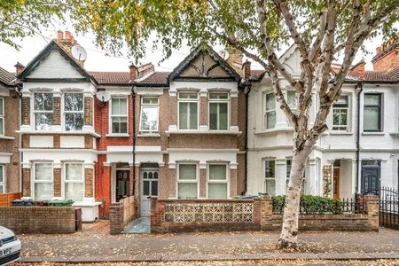 Waverley Road, Walthamstow, E17 - Photo 3