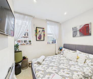 The Courtyard, High Street, Staines-Upon-Thames,TW18 - Photo 6