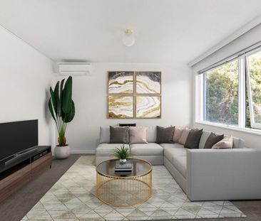 Spacious One Bedroom in Perfect Location! - Photo 2