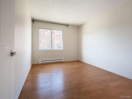 Boul. des Roseraies, H1M 3R6, Montréal - Photo 2