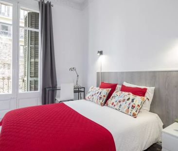 Room in a shared 7-bedroom apartment for rent in La Dreta de l'Eixample, perfect for professionals and students - Photo 6