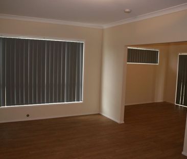 Great Location - 4 Bedroom Duplex - Photo 1