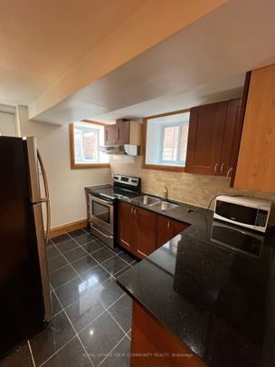 For Lease - 179 St Clair Avenue Unit# Rear, Toronto, Ontario - Photo 1