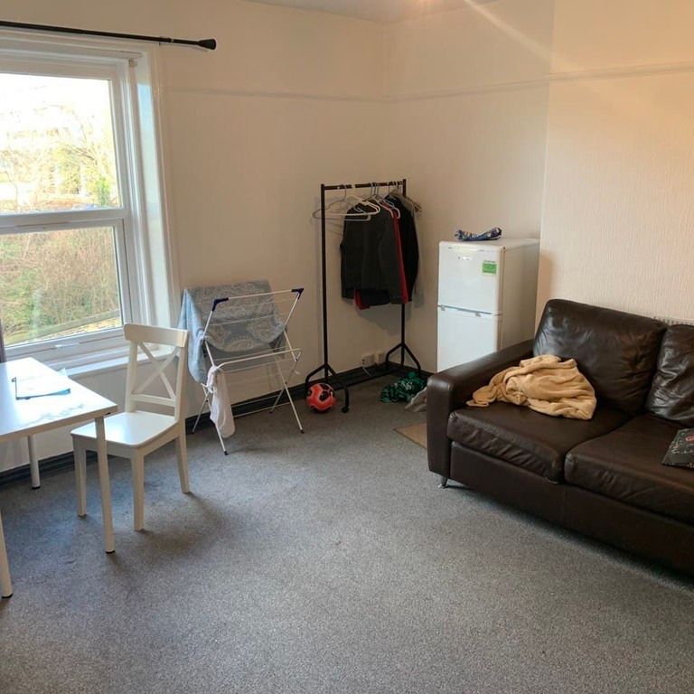 Woodsley Road - Photo 1