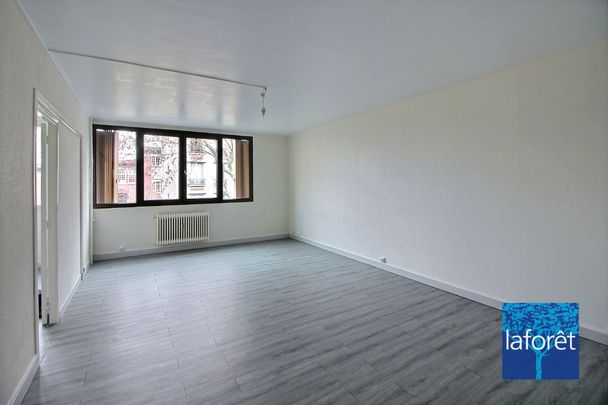 Apartment - Photo 1