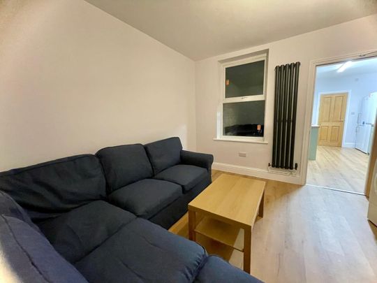 Room in a Shared House, Douglas Road, BS7 - Photo 1