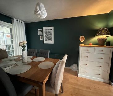 3 bedroom link detached house to rent - Photo 2