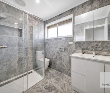 Comfortable Family Home in a Convenient Kings Park Location - Photo 3