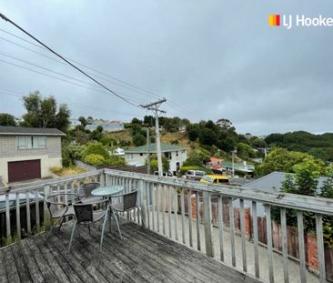 Spacious home in Mornington - Photo 6