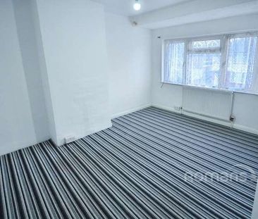 Cranbourne Road, Slough, Berkshire, SL1 - Photo 6