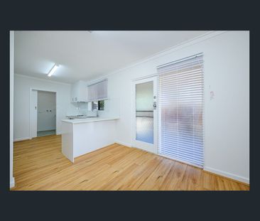 great location - Photo 2