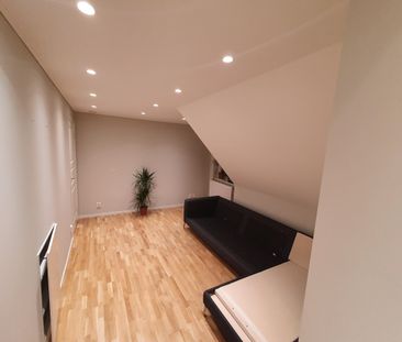 Gamla Dalarövägen, Skogås/Länna - Photo 1