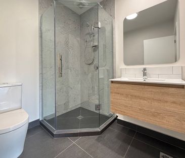 Brand New Unit , Long Bay - Photo 2