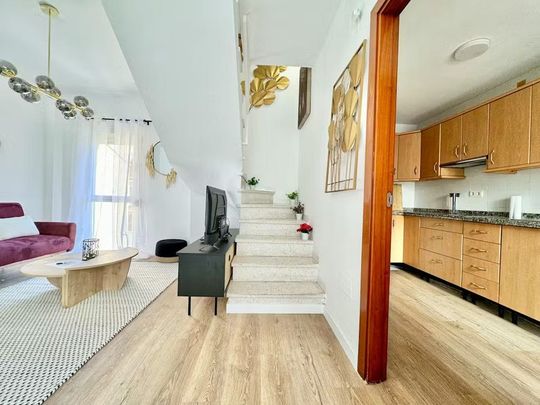 Plaza de Pepe Mena, Málaga, Andalusia 29012 - Photo 1