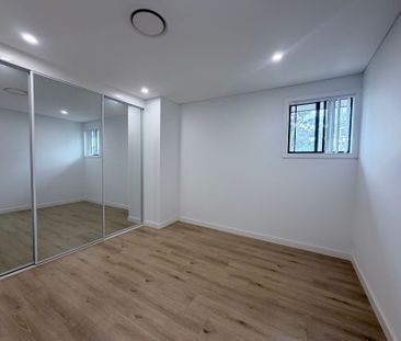 A State-of-the-Art Near-New Two-Storey Luxury Duplex in Prime Punch... - Photo 4