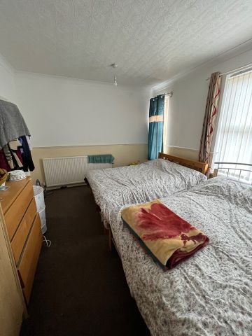 3 Bed End Terrace, Stanley Road, NG7 - Photo 5