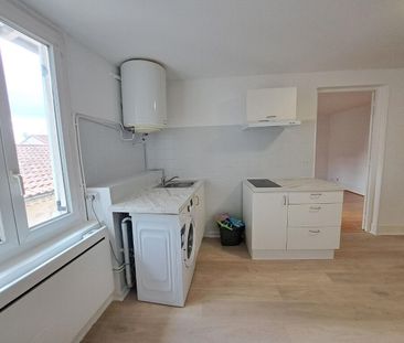 Appartement À Louer 1 Pièce , 35 M² - Photo 2