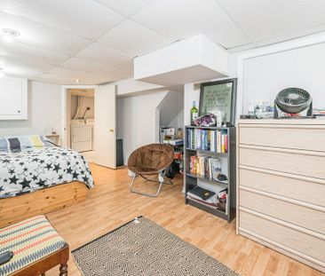 For Lease - 52 Avondale Avenue, Waterloo, Ontario - Photo 5