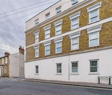 Birchett Road, Aldershot, Hampshire, GU11 - Photo 3