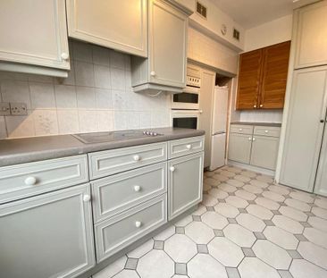 2 bedroom maisonette to rent - Photo 5