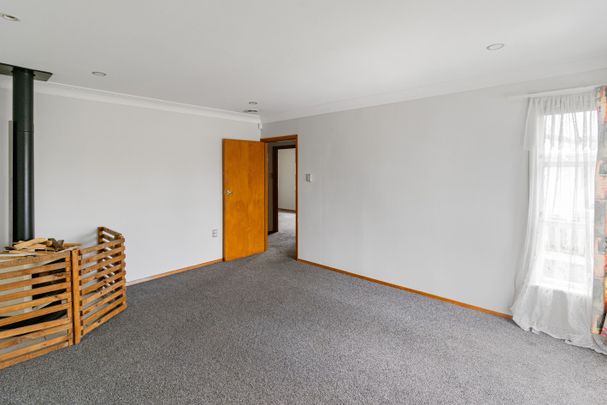 Three bedroom home! - Photo 1