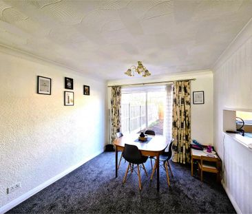 3 bedroom semi-detached house to rent - Photo 6