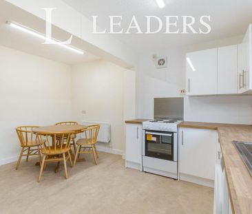 3 bedroom house to rent - Photo 2