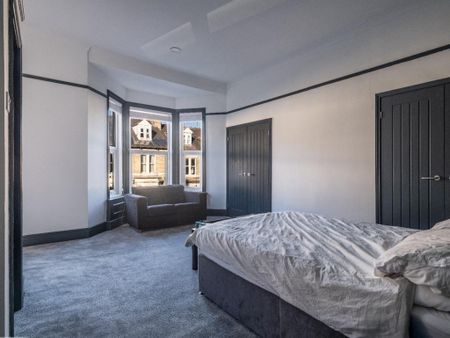 6 bedroom terraced house to rent - Photo 3