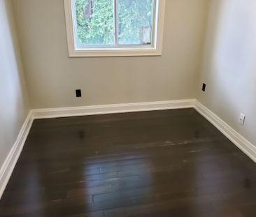 For Lease - 28 Victoria Avenue Unit# 310, Hamilton, Ontario - Photo 3