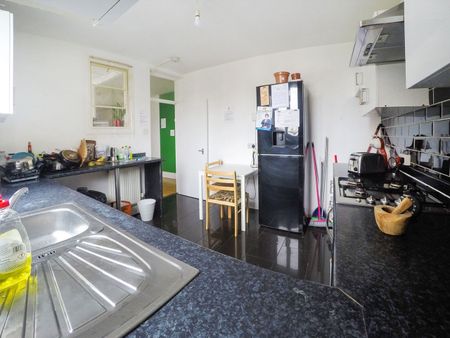 Room in a Shared House, Banister House, E9 - Photo 5
